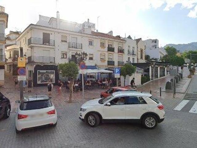 105 m2 office space for sale in Marbella
