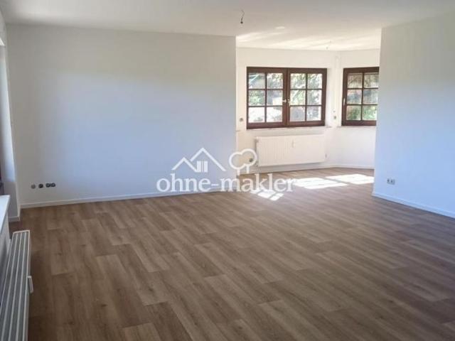 105 m², Südterrasse, Weitblick: frisch renovierte 3 Zimmer Wohnung zentral in Bad Wildungen