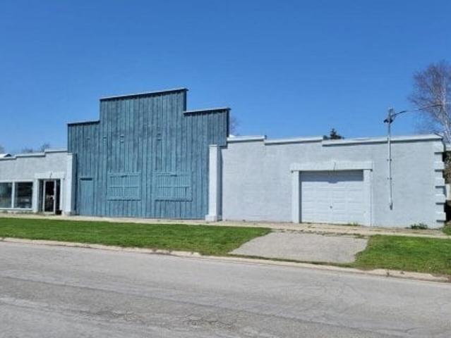 105 Queen Street E