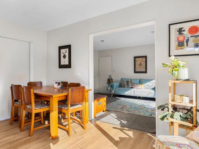 105a Simeon Street