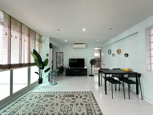 105D Edgefield Plains HDB Apartment For Sale, $600,000, 3 Bed 2 Bath 968 sqft $620.00 psf