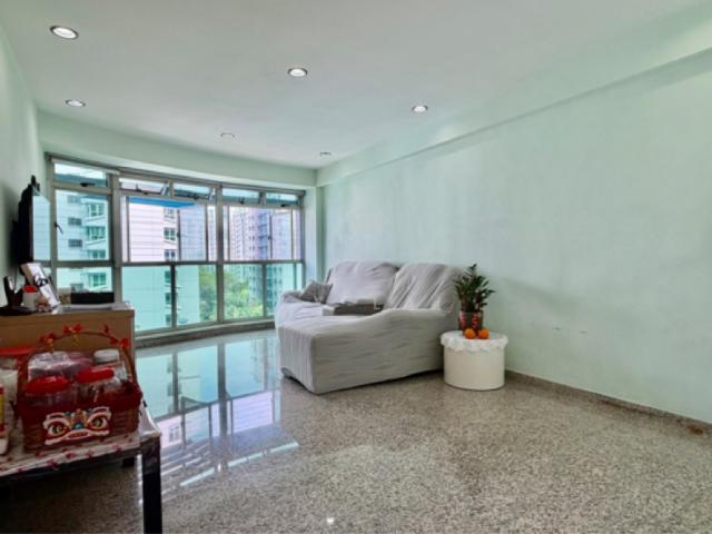 105D Edgefield Plains HDB Apartment For Sale, $650,000, 3 Bed 2 Bath 1,184 sqft $549.00 psf