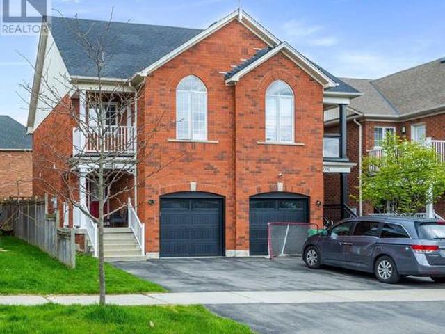 1064 Pepperidge Cross, Mississauga, ON, L5W 1J5 house for sale | Listing ID W13479 | Royal LePage