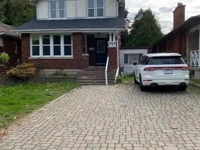 1066 RICHMOND Street