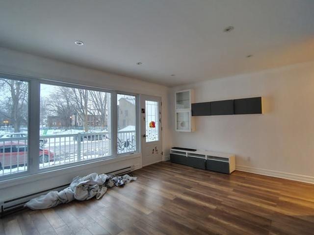 10611 Rue J. J. Gagnier