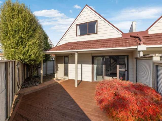 10/61 Birdwood Avenue, Papatoetoe, Manukau City