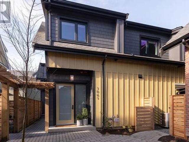 1061 Semlin Drive, Vancouver, BC, V5L 2N6 townhouse for sale | Listing ID R2973 | Royal LePage