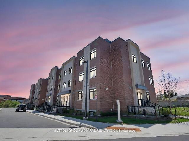 1062 Douglas Mccurdy Common, Mississauga | For Sale @ $949,000 | Condos. Ca