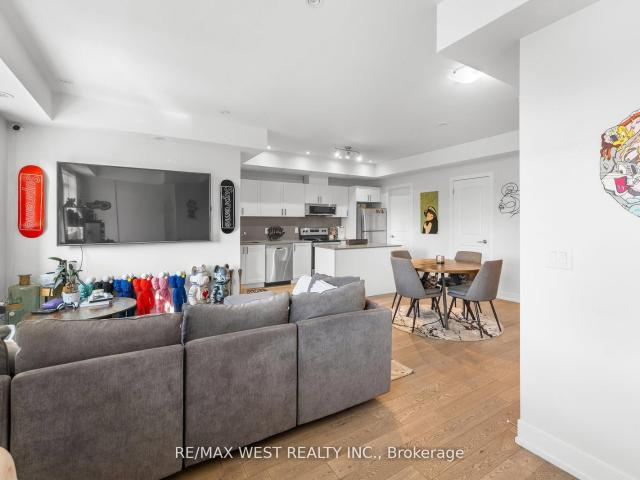 1062 Douglas McCurdy Common, Mississauga | For Sale @ $823,900 | Condos. Ca