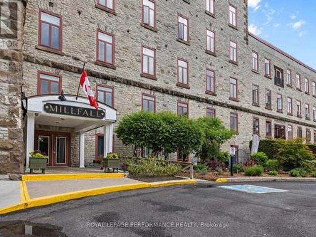 106 1 Rosamond Street E, Mississippi Mills, ON, K0A 1A0 lease for lease | Listing ID X13476 | Royal LePage