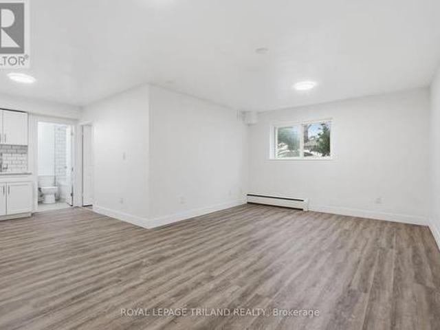106 227 Cathcart Street, London South G, ON, N6C 3M8 investment for lease | Listing ID X13226 | Royal LePage