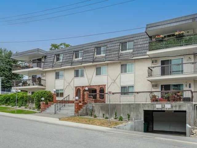 106 22 Abbott Street, Penticton, BC, V2A 4J2 Single Family Property For Sale | Listing ID 10394 | Royal LePage