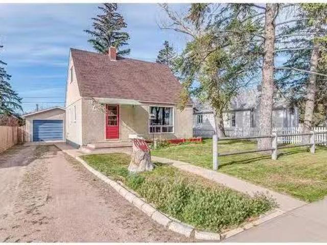 106 2 Street Se, Redcliff, AB, T0J 2P2 house for sale Listi.