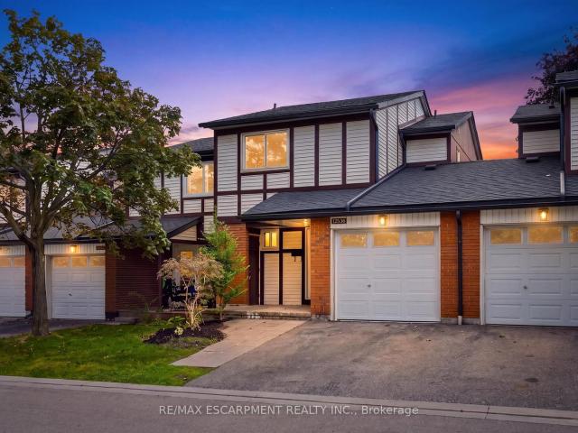 106 5 Pinedale Avenue, Burlington | 3Beds/3Bath, Townhouse, $759,900 | Condos. Ca