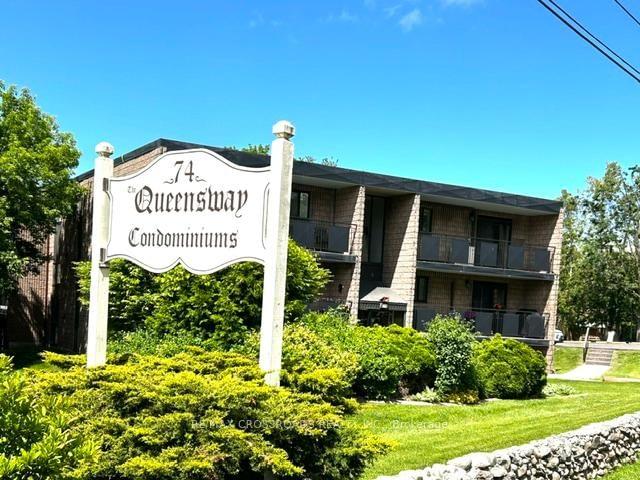 106 74 The Queensway South Road, Keswick | For Sale @ $444,900 | Condos. Ca