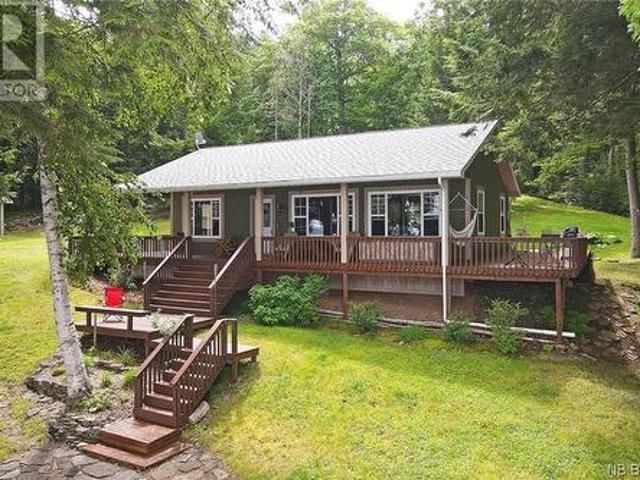 106 Cattail Lane, Cambridge Narrows, NB, E5T 1J6 house for s.
