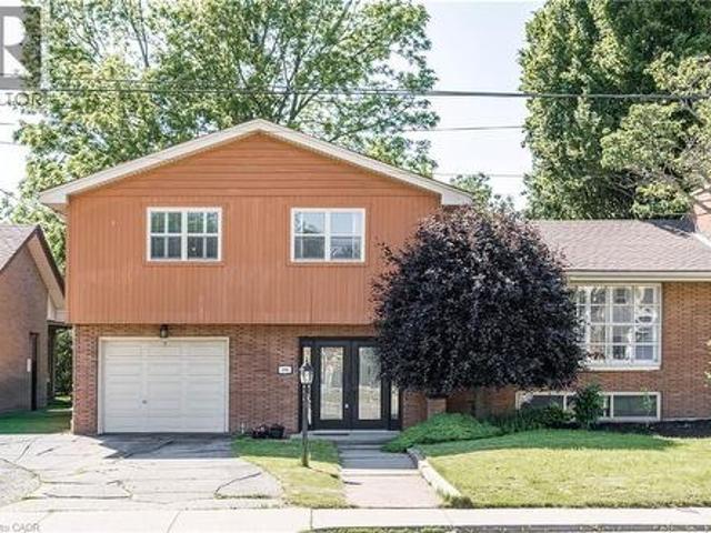 106 Cline Avenue S, Hamilton, ON, L8S 1X1 house for sale | Listing ID 40836 | Royal LePage