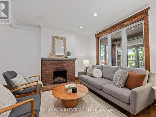 106 Bellefair Avenue, Toronto, ON, M4L 3T8 house for sale | Listing ID E12225 | Royal LePage