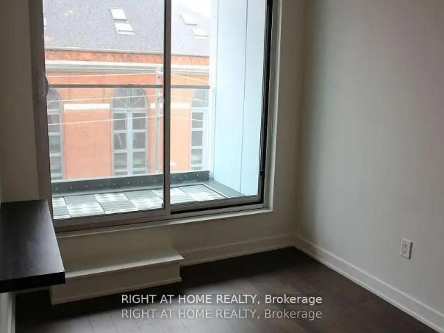 106 Dovercourt Road #418