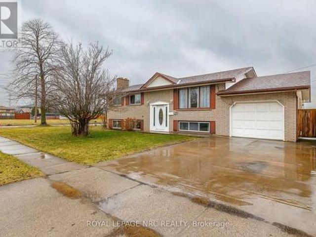 106 Lewis Street, Welland Lincoln/Crowland, ON, L3B 4V7 house for sale | Listing ID X13444 | Royal LePage