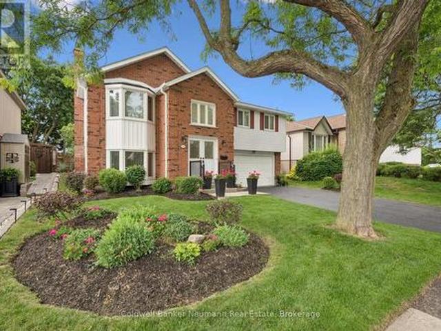 106 Woodborough Road, Guelph Kortright West, ON, N1G 3K5 house for sale | Listing ID X13504 | Royal LePage