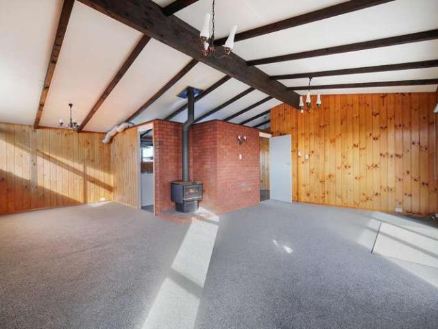 106 Woodglen Road, 1665, Waitakere City