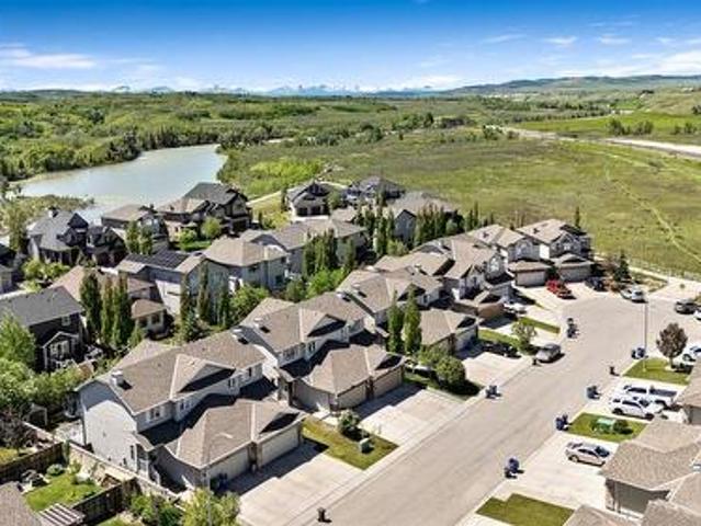 106 West Pointe Court, Cochrane, AB, T4C 0B9 house for sale | Listing ID A2317 | Royal LePage