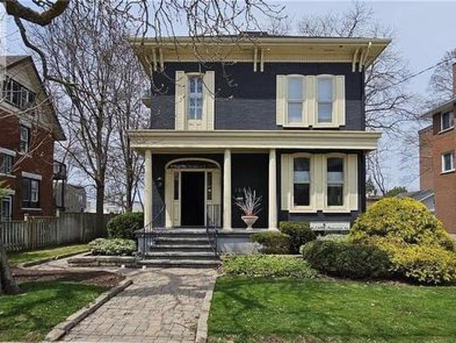 106 Young Street W, Kitchener, ON, N2H 4Z4 commercial for lease | Listing ID 40841 | Royal LePage