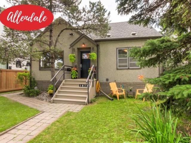 1074 Avenue Nw, Edmonton, AB, T6H 2G4 house for sale | Listing ID E4506 | Royal LePage