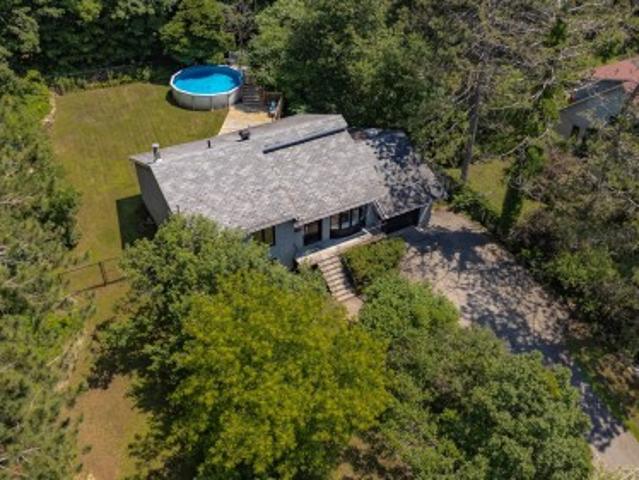 1074 Rue Brière, Prévost, QC, J0R 1T0 house for sale | Listing ID 26303 | Royal LePage