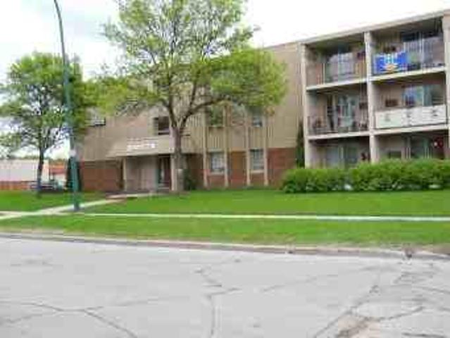 1075 Andrews Street 2 Bedroom Apartment for Rent at 1075 Andrews St, Winnipeg, MB R2V 3J1 Jefferson
