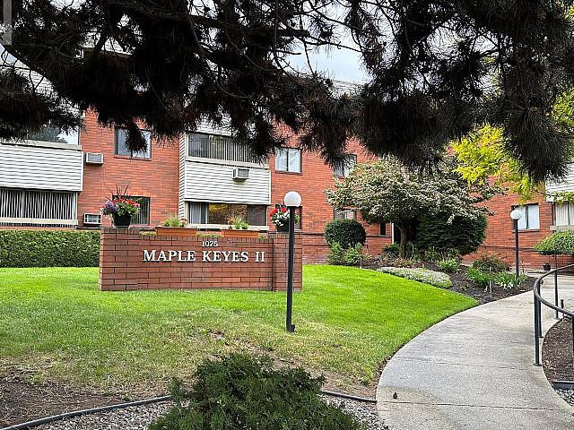 1075 Bernard Avenue Unit# 312 Kelowna, British Columbia