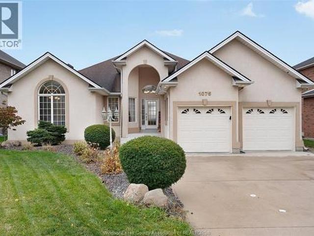 1075 Stoneybrook, Windsor, ON, N9G 2Y3 house for sale | Listing ID 26006 | Royal LePage