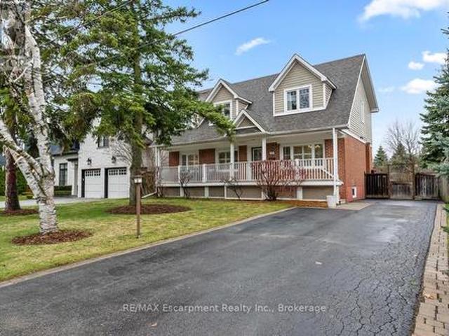 1071 Melvin Avenue, Oakville Mo Morrison, ON, L6J 2V8 house for sale | Listing ID W12967 | Royal LePage