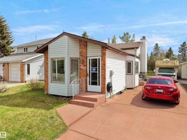 1071 Avenue, Edmonton, AB, T6J 5P9 house for sale | Listing ID E4498 | Royal LePage
