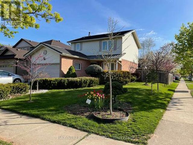 1072 Stephenson Drive, Burlington, ON, L7S 2A5 house for lease | Listing ID W13134 | Royal LePage