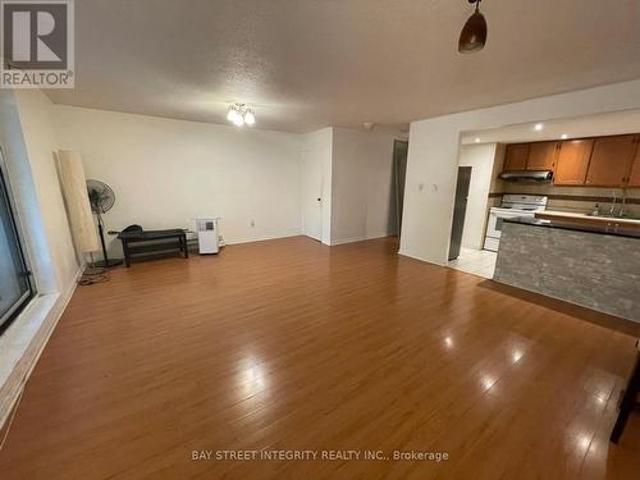 107 3 Don Mills Road, Toronto, ON, M2H 3J2 townhouse for lease | Listing ID C13165 | Royal LePage