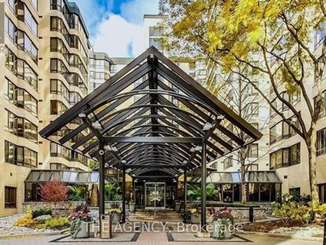 107 211 St Patrick Street, Toronto, ON, M5T 2Y9 condo for sale | Listing ID C12246 | Royal LePage