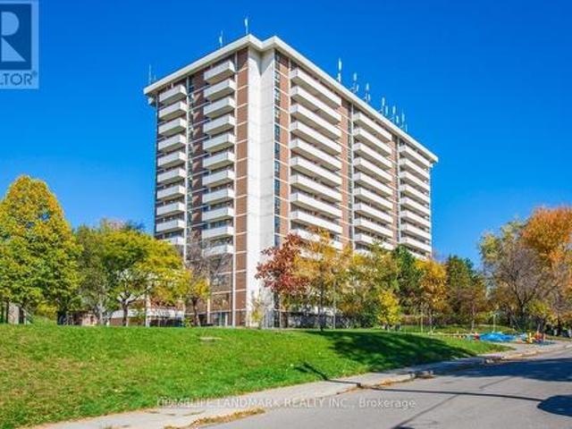 107 541 Blackthorn Avenue, Toronto, ON, M6M 5A6 condo for sale | Listing ID W13570 | Royal LePage