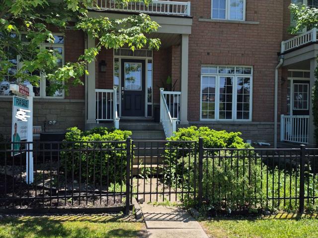 107 Barkdale Way, Whitby | For Sale @ $760,000 | Condos. Ca