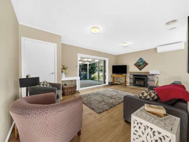 107 Birkdale Road, Birkdale, North Shore City