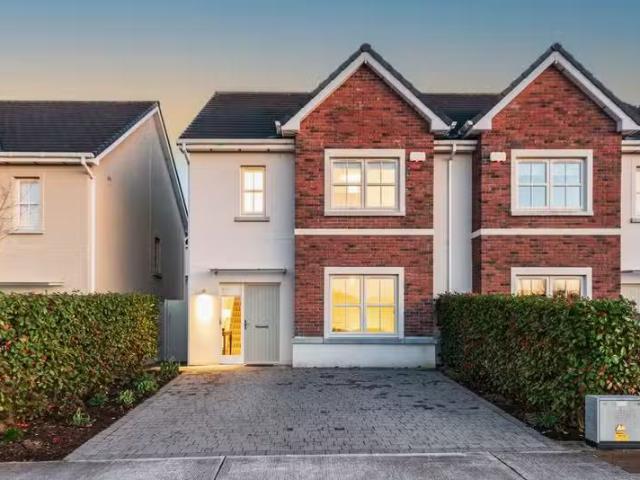 107 Stoneleigh, Naas, Naas, Co. Kildare, W91C1W3 is for sale