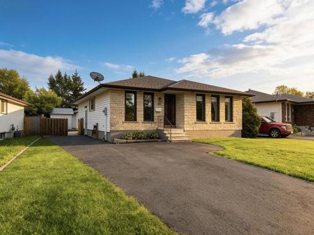 107 Pioneer Drive, Thunder Bay, ON, P7B 6L3 house for sale | Listing ID TB2601 | Royal LePage