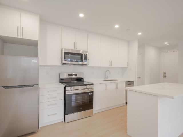 107 Redpath Avenue Studio Apartment for Rent at 107 Redpath Ave, Toronto, ON M4S 2J9 Davisville Village