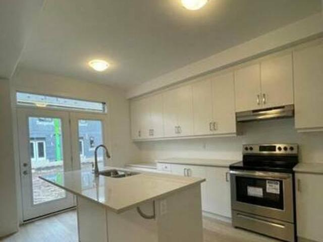 1085 Dundas St E Oakville 1085 Dundas St E Oakville