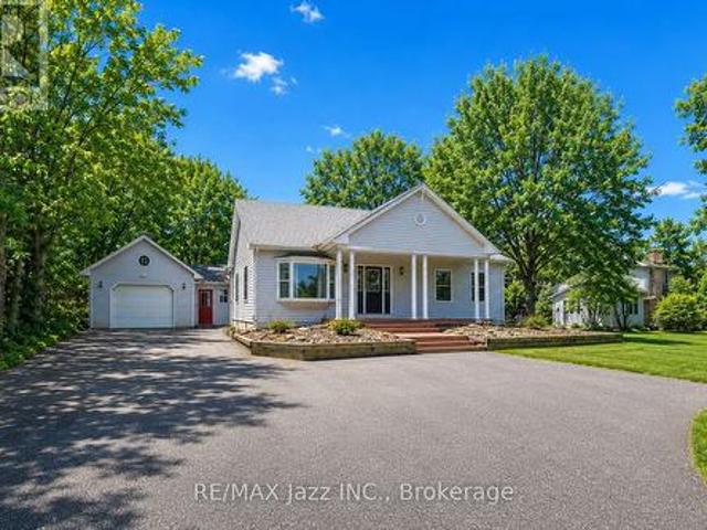 1086 Somerville Street, Oshawa Centennial, ON, L1G 4K5 house for sale | Listing ID E13456 | Royal LePage