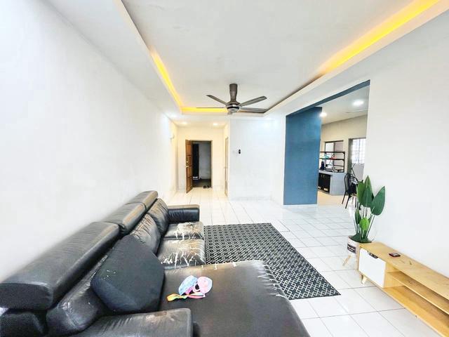1087sqft CORNER RENOVATED FREEHOLD Sri Suajaya Condo Sentul