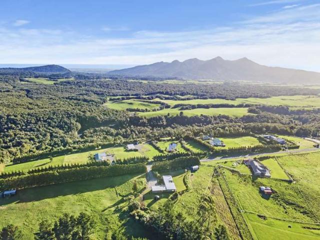 1089 Plymouth Road, Koru, New Plymouth