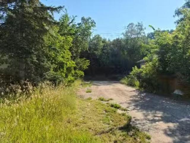 10821 101 Street, Peace River, AB, T8S 1L5 vacant land for s.