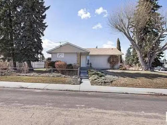 10828 48 Street, Edmonton, AB, T6A 2B8 house for sale Listi.